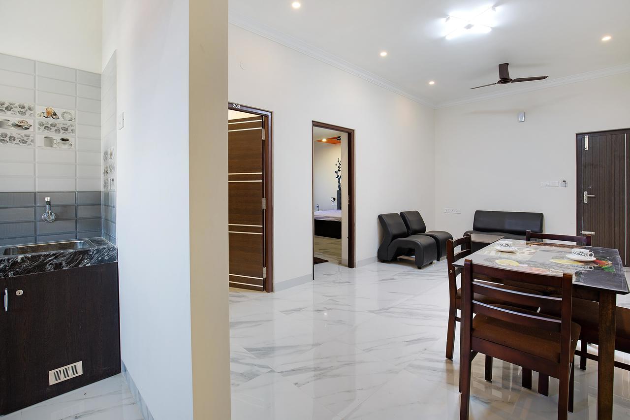 קוימבטור Crystal Lake Suites מראה חיצוני תמונה